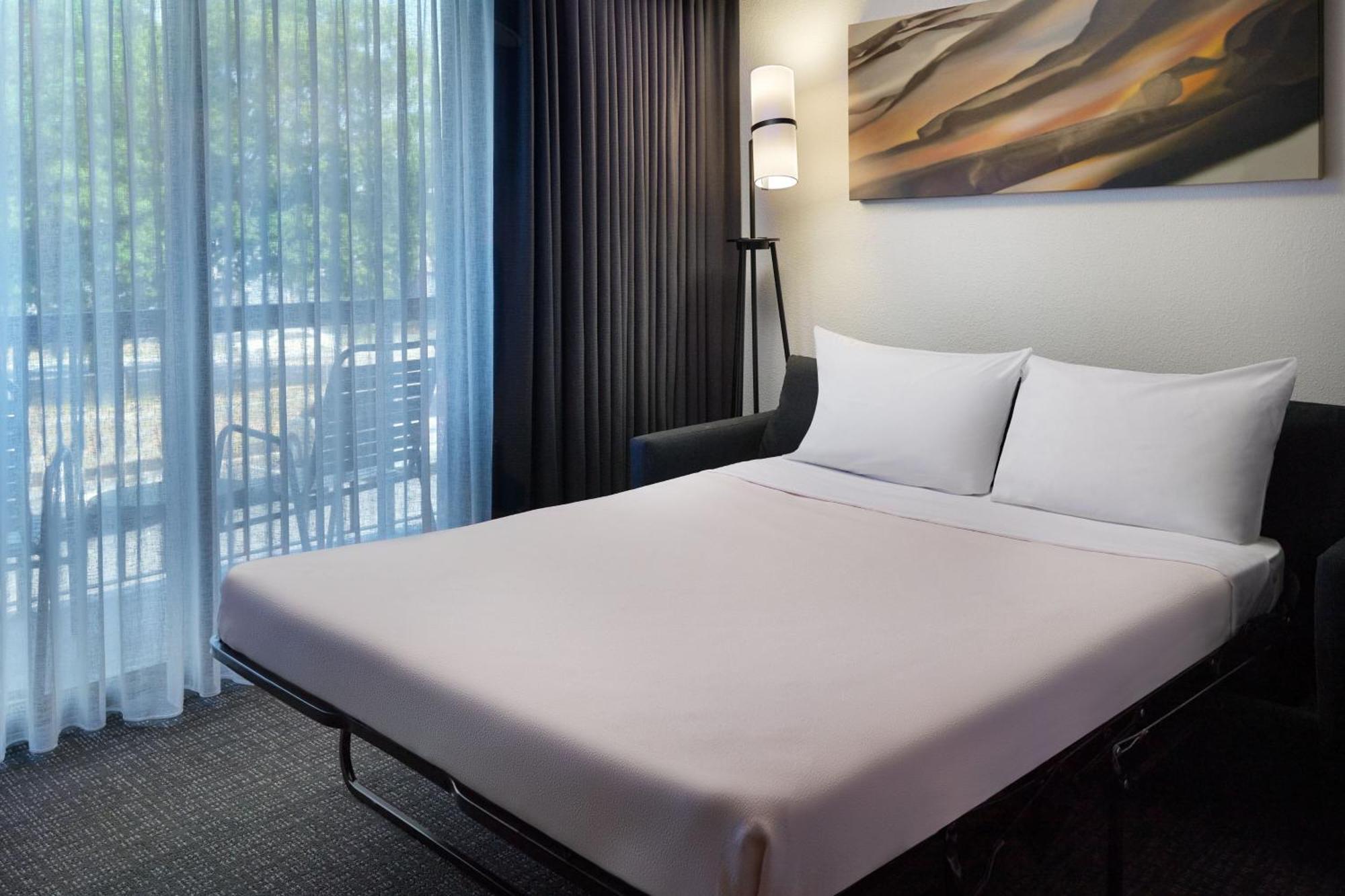 Courtyard By Marriott Augusta Hotel Bagian luar foto