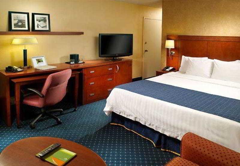 Courtyard By Marriott Augusta Hotel Ruang foto